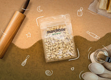 Load image into Gallery viewer, A bag of 500g salted peanuts by Munchbox UAE
